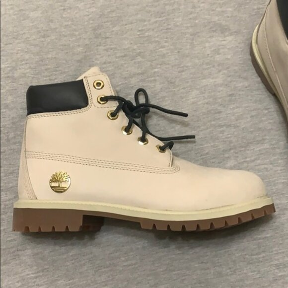 Brand new timbs - Picture 2 of 4
